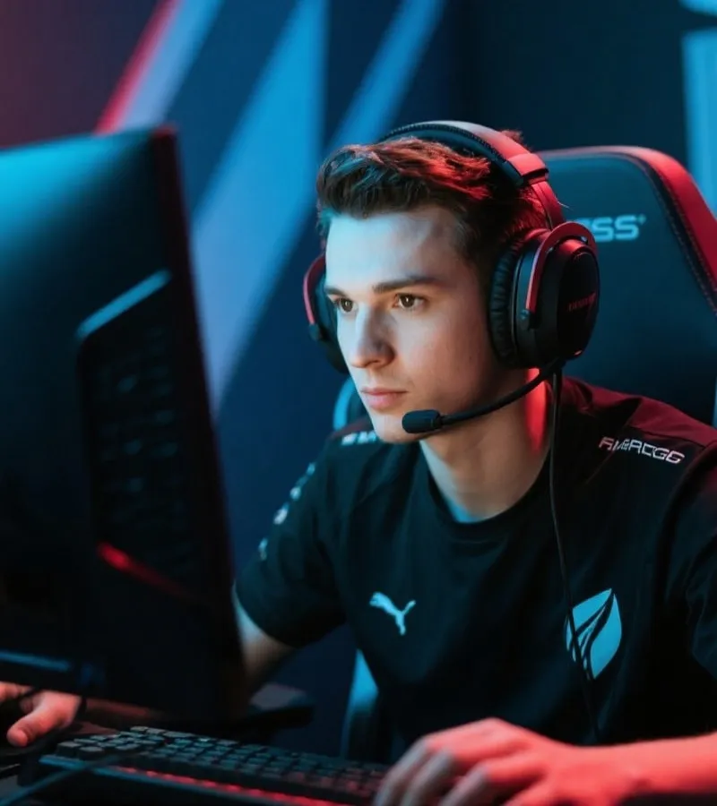 Esports Player